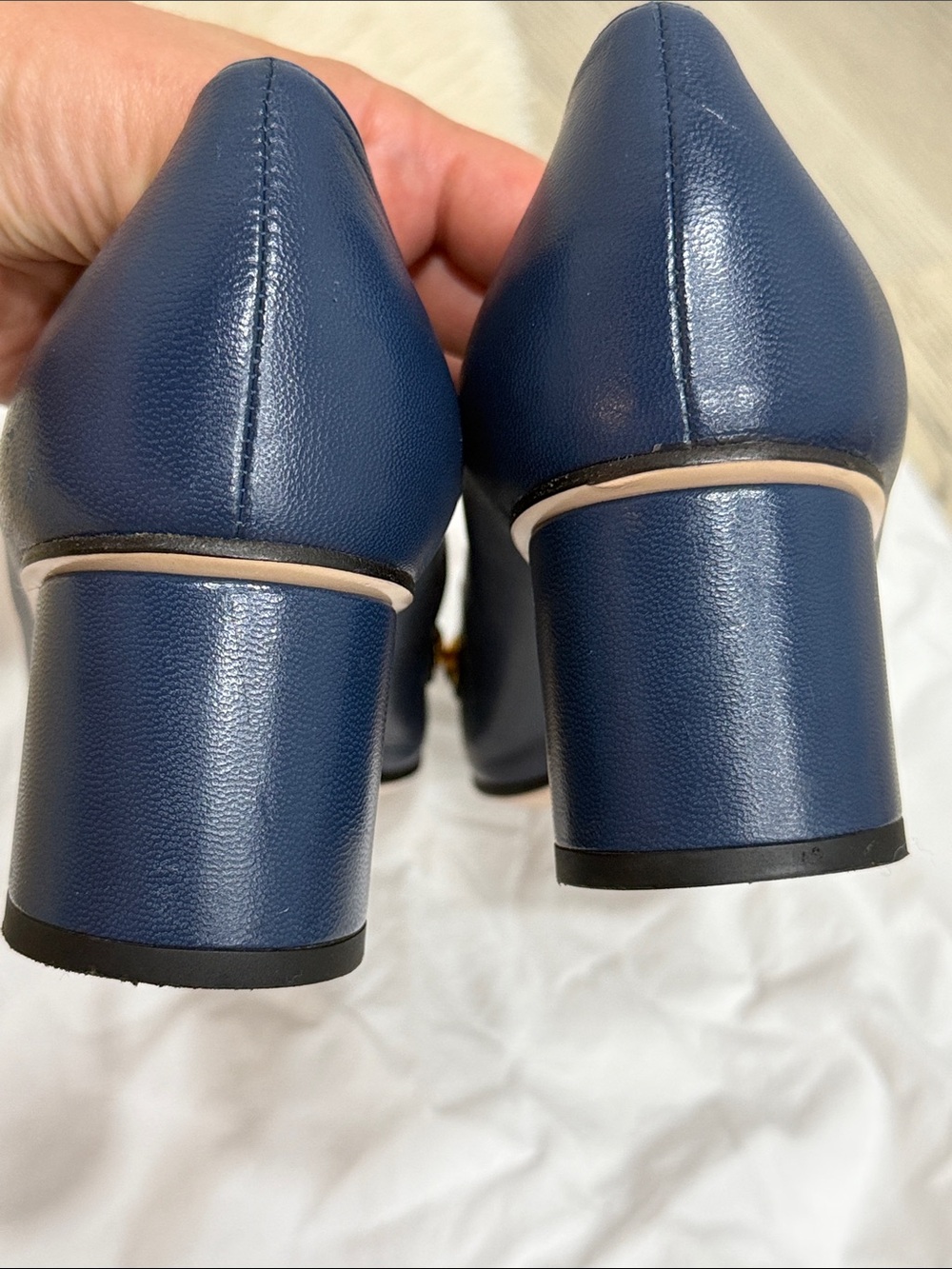 Gucci Navy Leather Loafers with Gold Chain and Red Detail - Picture 13 of 13